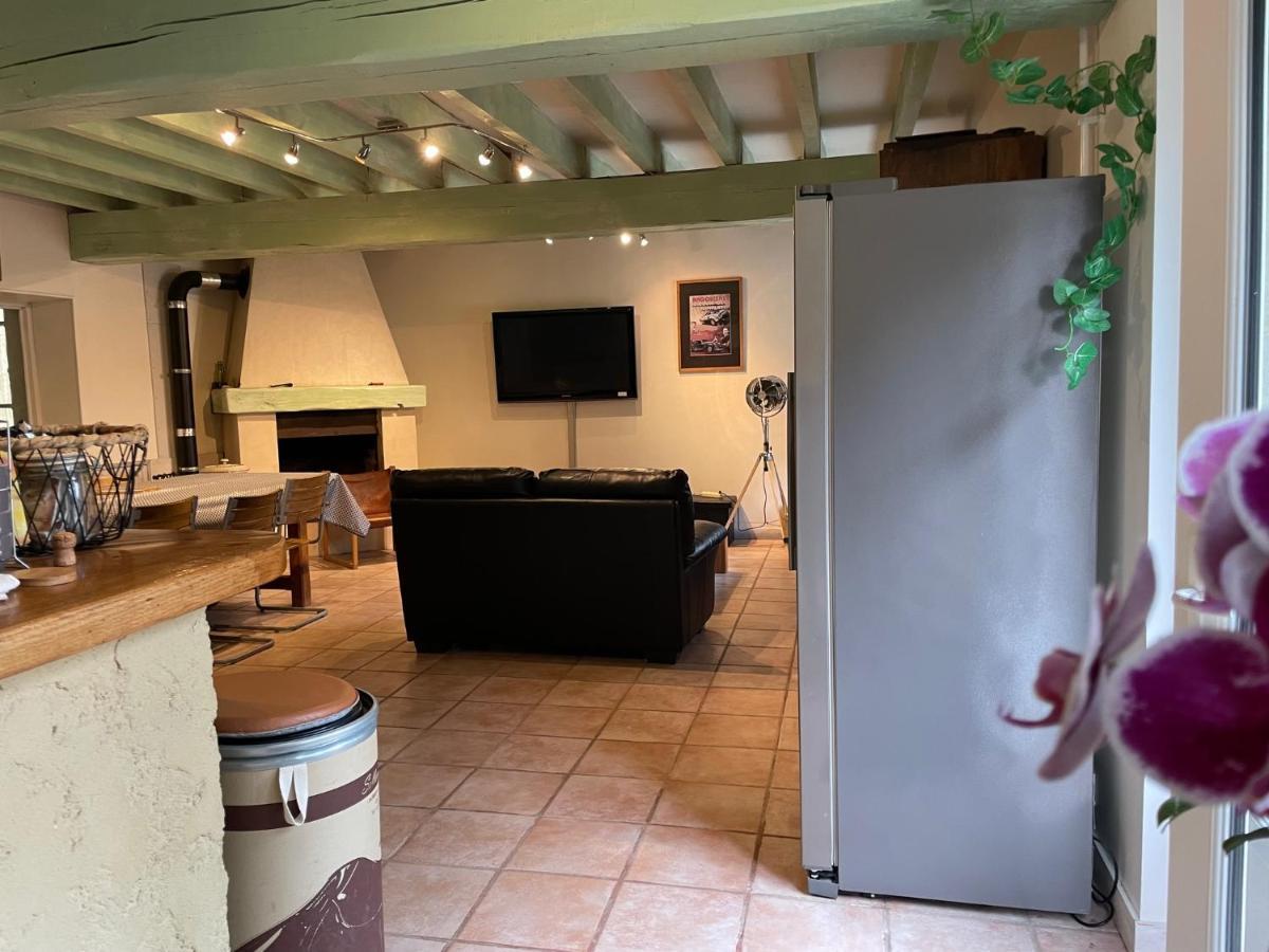 Ferme Gite Equestre En Charente Confolens Luaran gambar